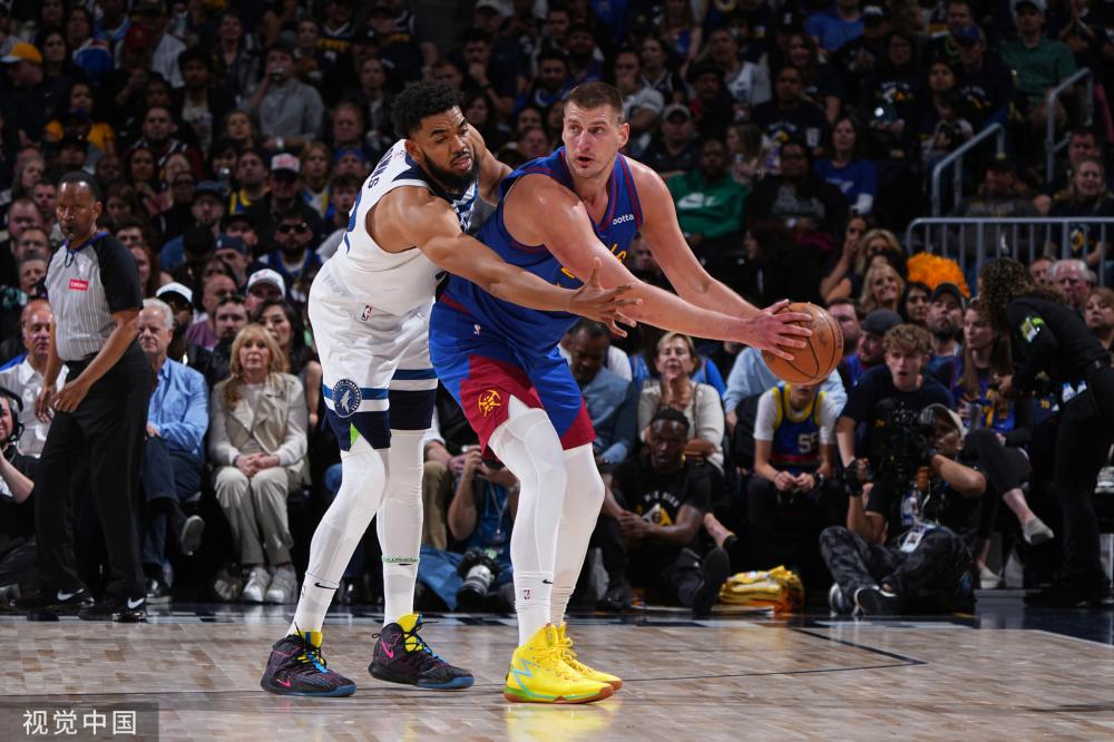 用宽度拉开 用宽度拉开