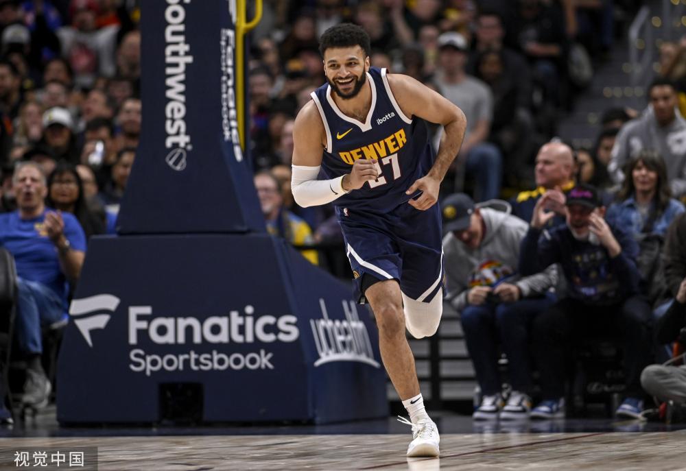 鲍威尔在单 鲍威尔在单